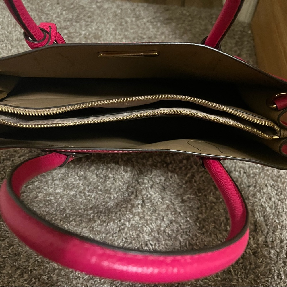 NWOT MICHAEL KORS MERCER WITH STRAP - Picture 5 of 12
